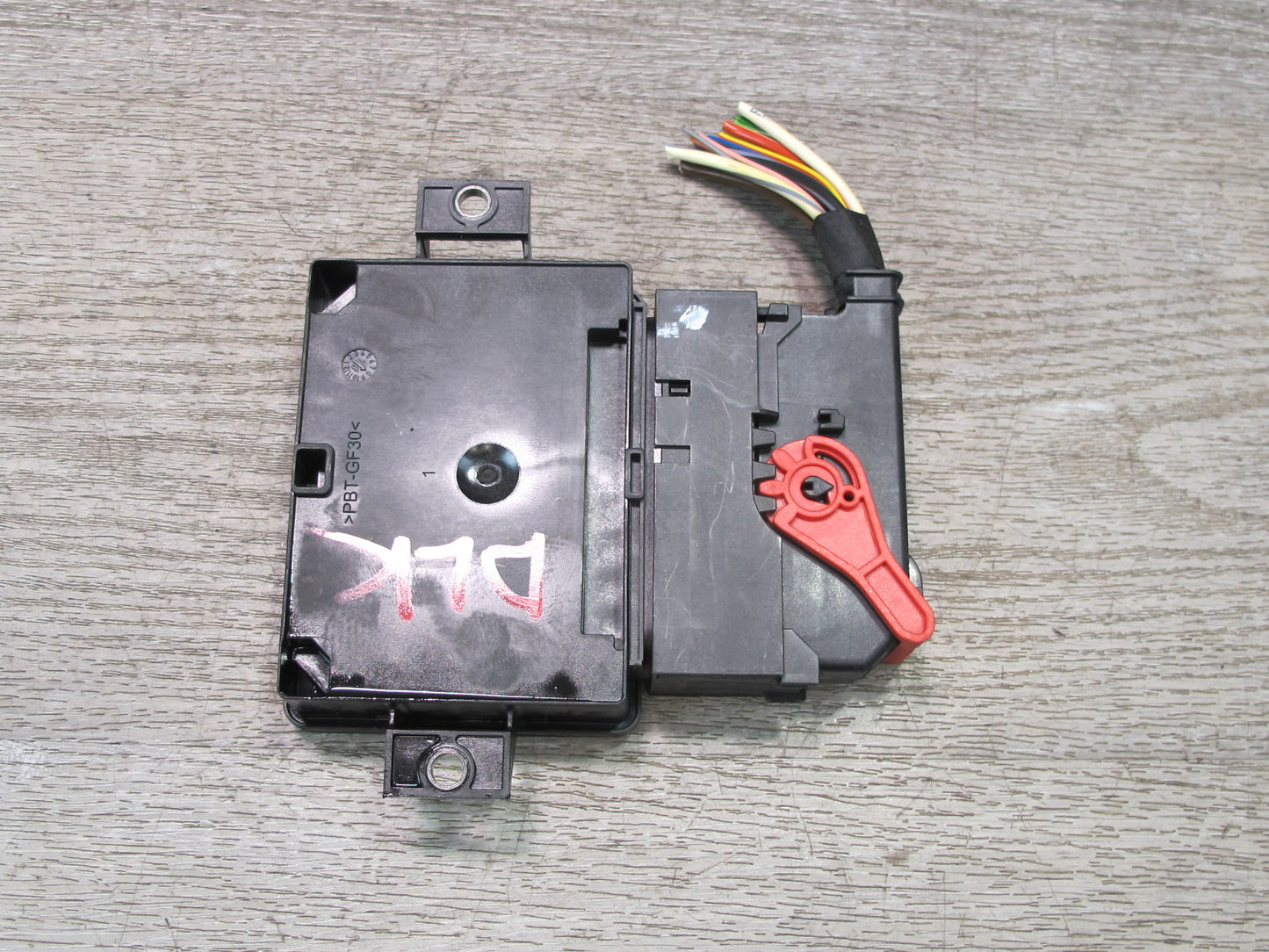 2012-2016 Mercedes R172 SLK Parking Brake Assist Control Module Unit A1669002700