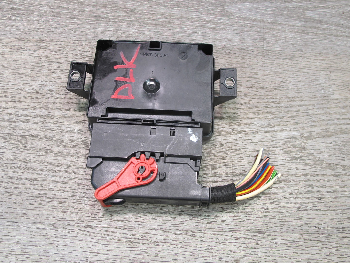 2012-2016 Mercedes R172 SLK Parking Brake Assist Control Module Unit A1669002700
