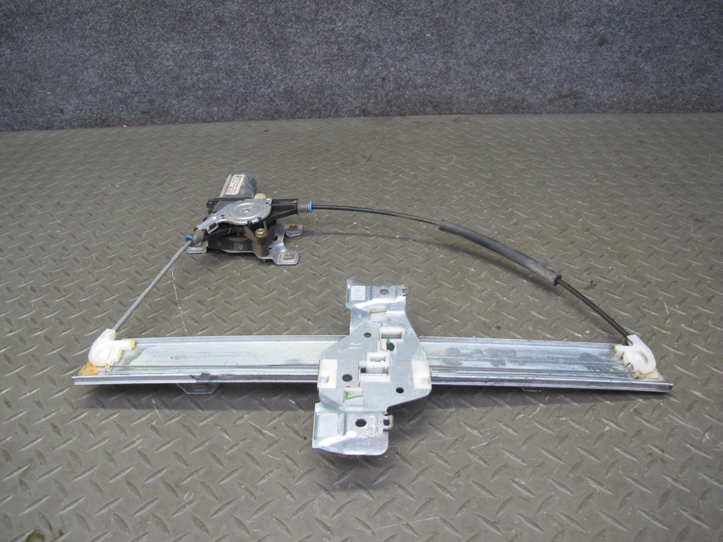 2003-2009 Hummer H2 Rear Right Pass Side Side Window Regulator W/ Power Motor