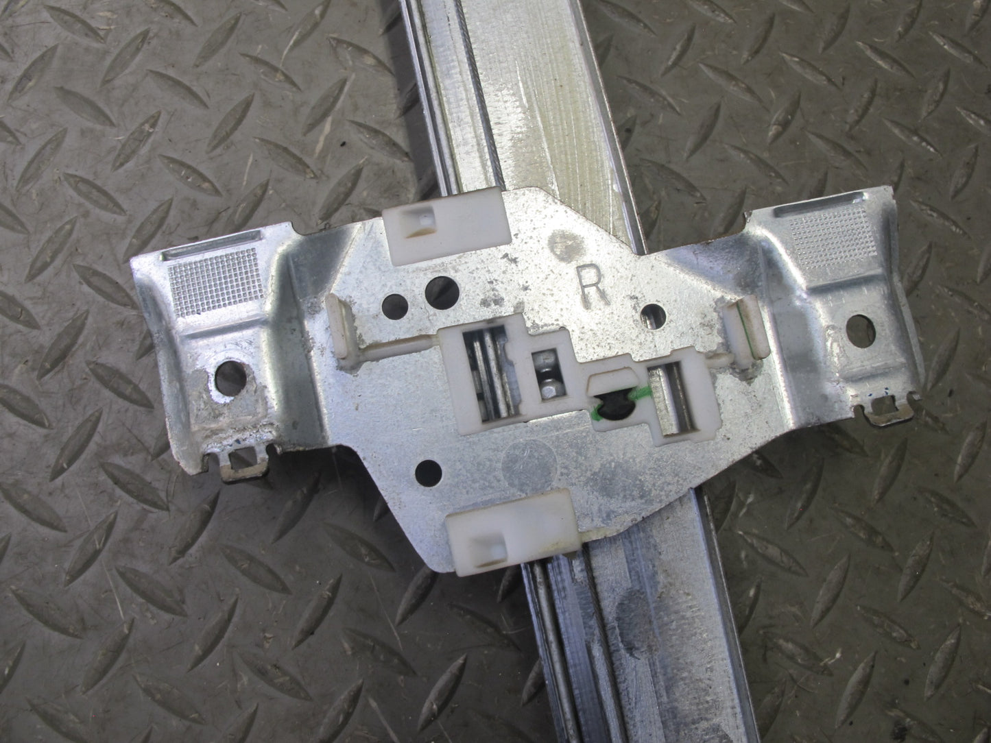 2003-2009 Hummer H2 Rear Right Pass Side Side Window Regulator W/ Power Motor