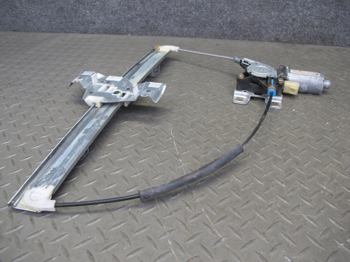 2003-2009 Hummer H2 Rear Right Pass Side Side Window Regulator W/ Power Motor