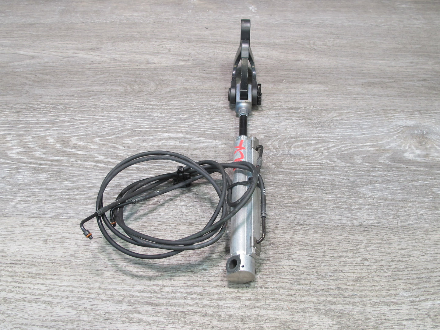 2012-2020 Mercedes R172 SLK SLC Convertible TOP Left Roof Hydraulic Cylinder