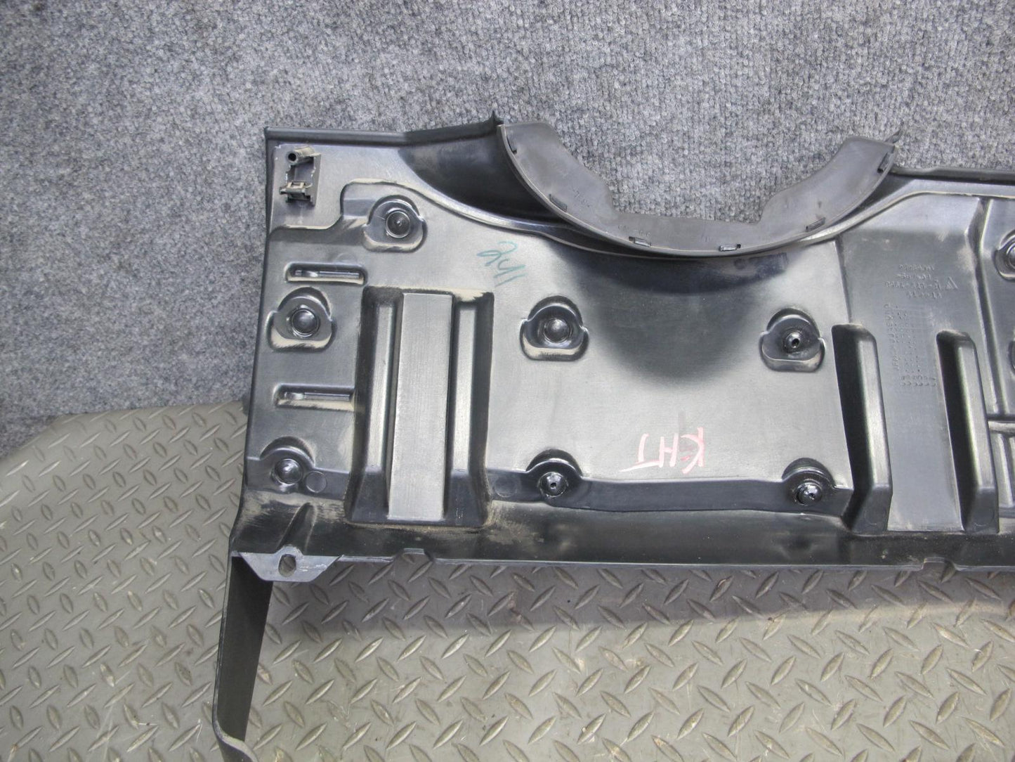 2003-2007 Hummer H2 Dash Front Left Lower Knee Trim Cover Panel 15058424