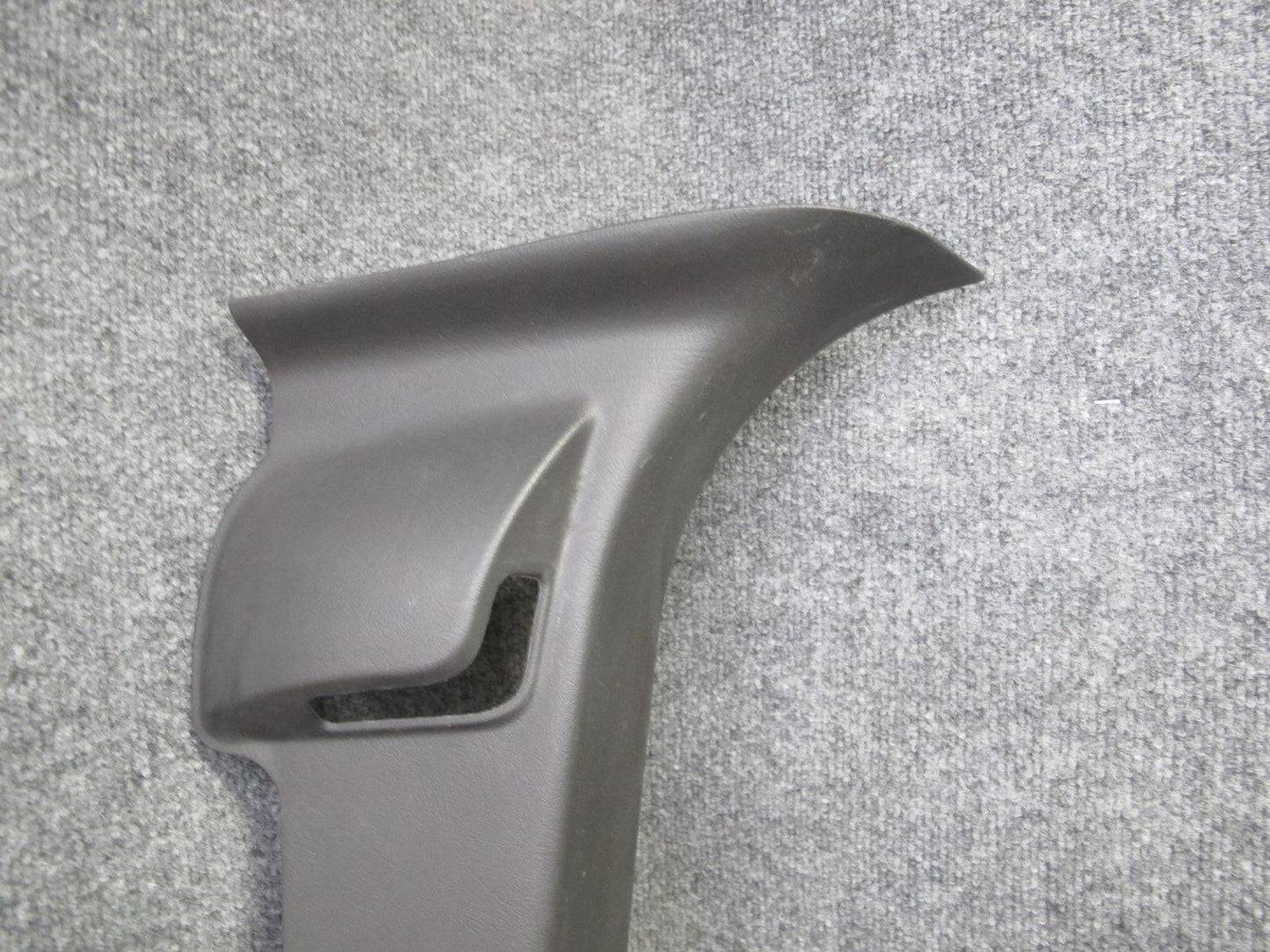 2005-2007 Hummer H2 SUT Rear Left Right Side C Pillar Lock Panel Cover Trim Set