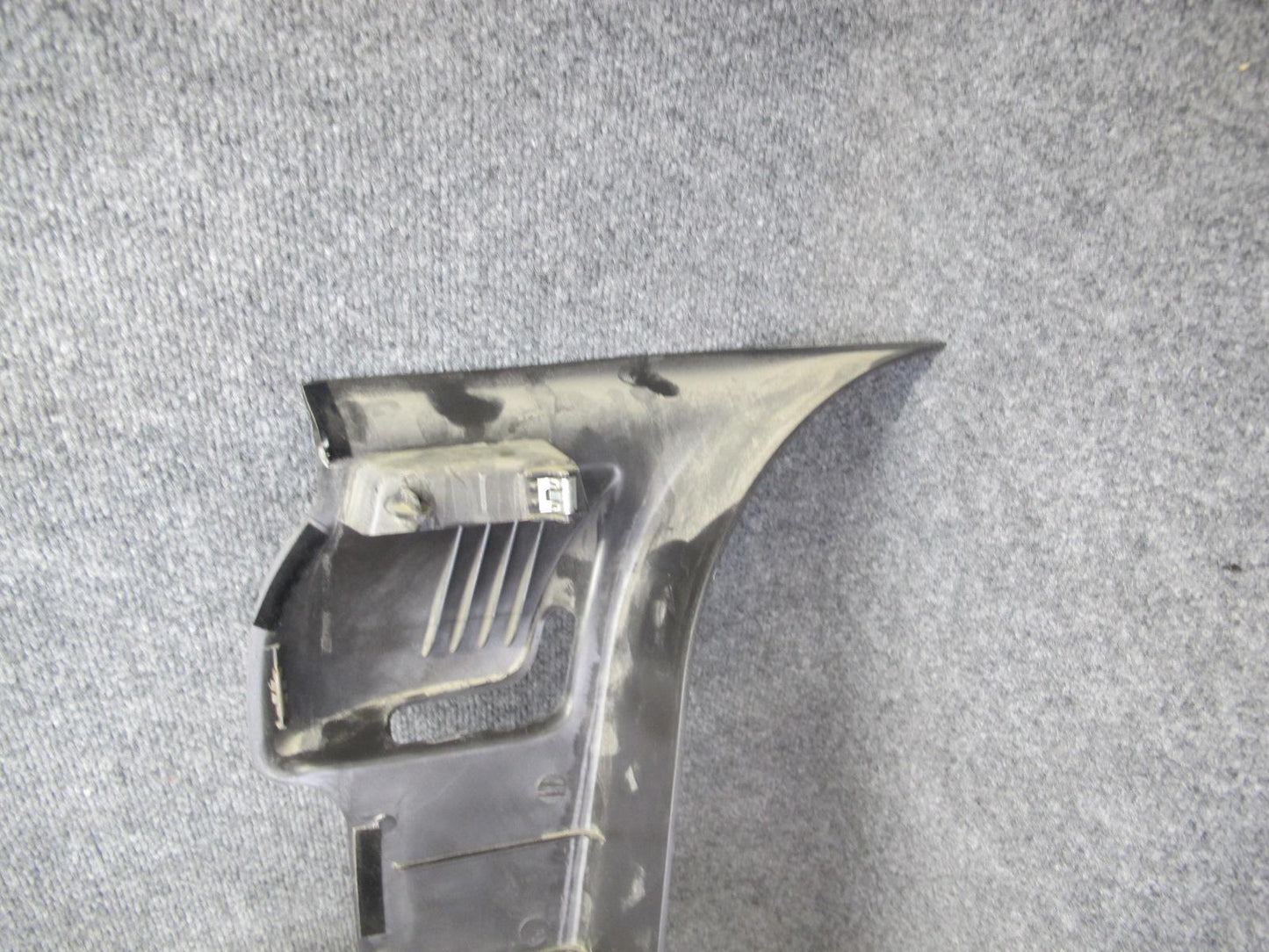 2005-2007 Hummer H2 SUT Rear Left Right Side C Pillar Lock Panel Cover Trim Set