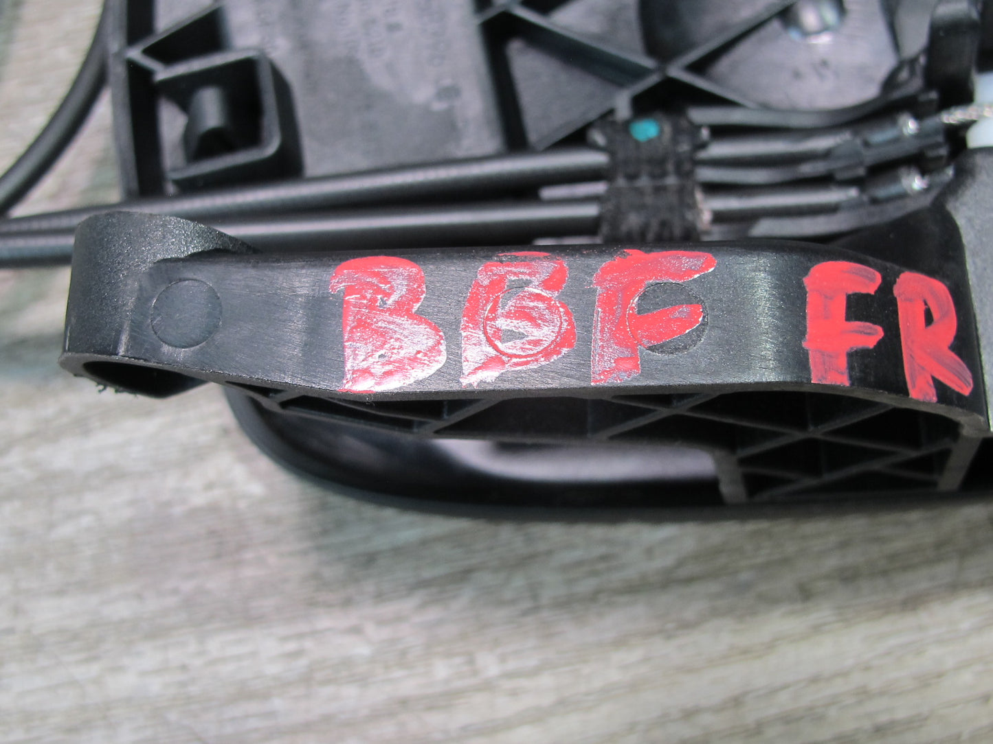 2015-2020 BMW F82 M4 Front Right Seat Unlock Release Handle w Cable