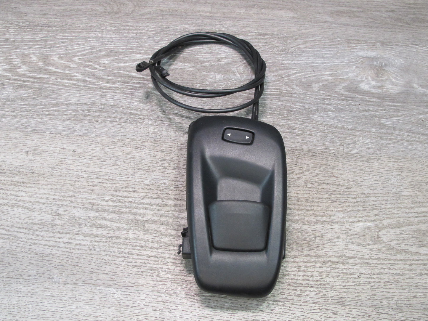 2015-2020 BMW F82 M4 Front Right Seat Unlock Release Handle w Cable