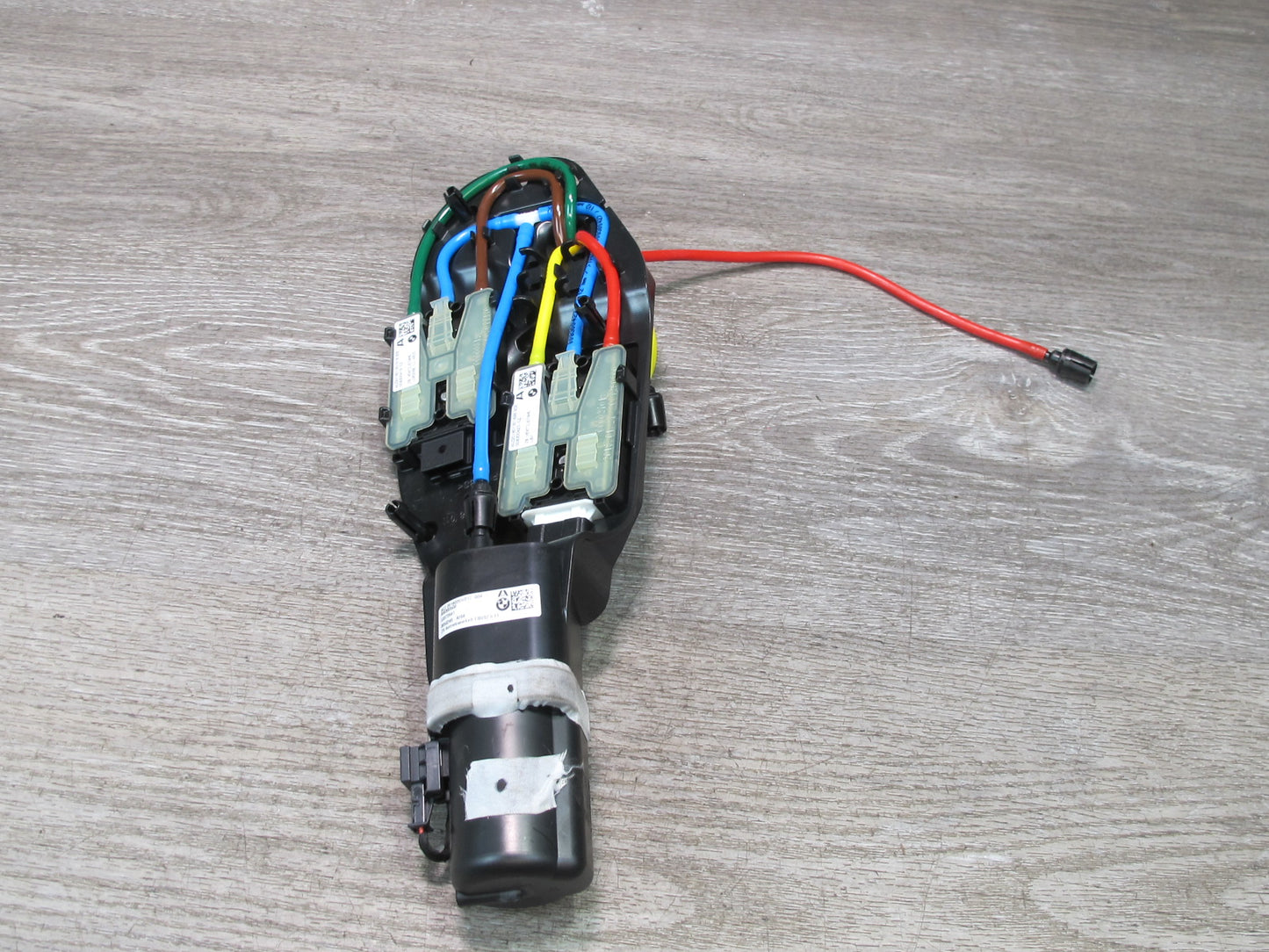 2015-2020 BMW F82 M4 Front Left Seat Pump Valve 8058249 OEM