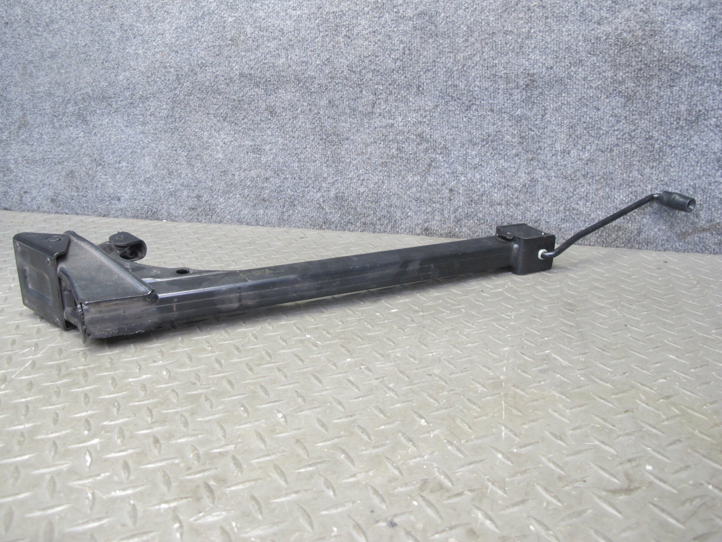 89-95 BMW E34 5-SERIES Spare Tire Lift Jack Wrench Wheel Chock Tool Set OEM