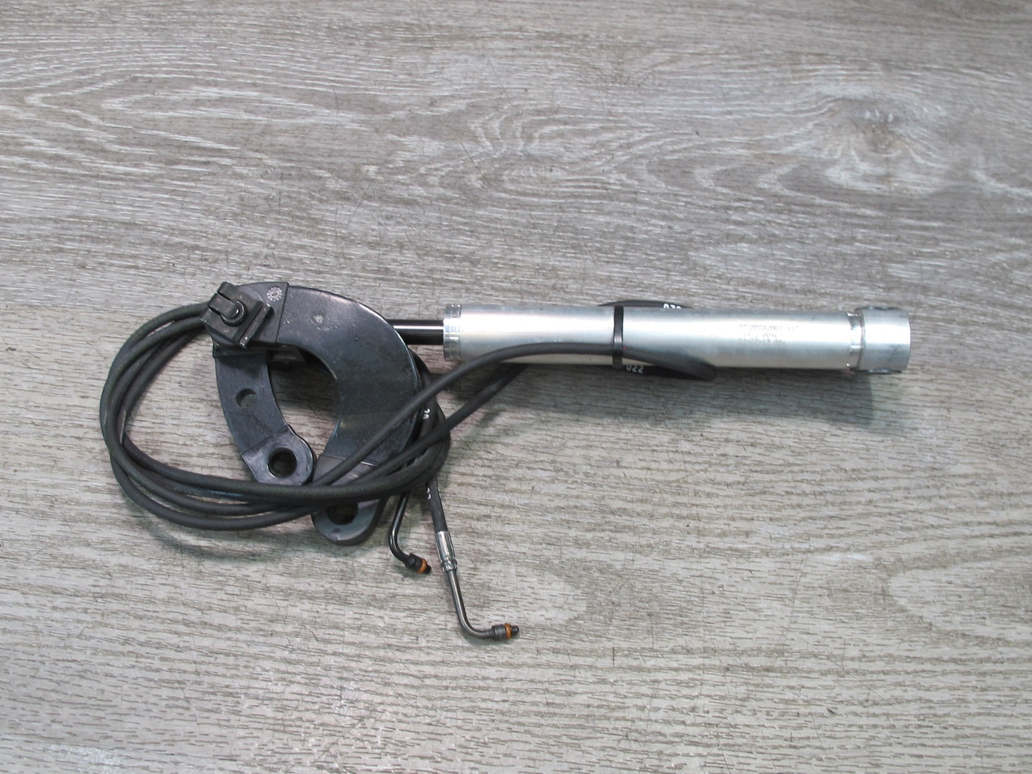 2012-2020 Mercedes R172 SLK SLC Convertible TOP Right Roof Hydraulic Cylinder