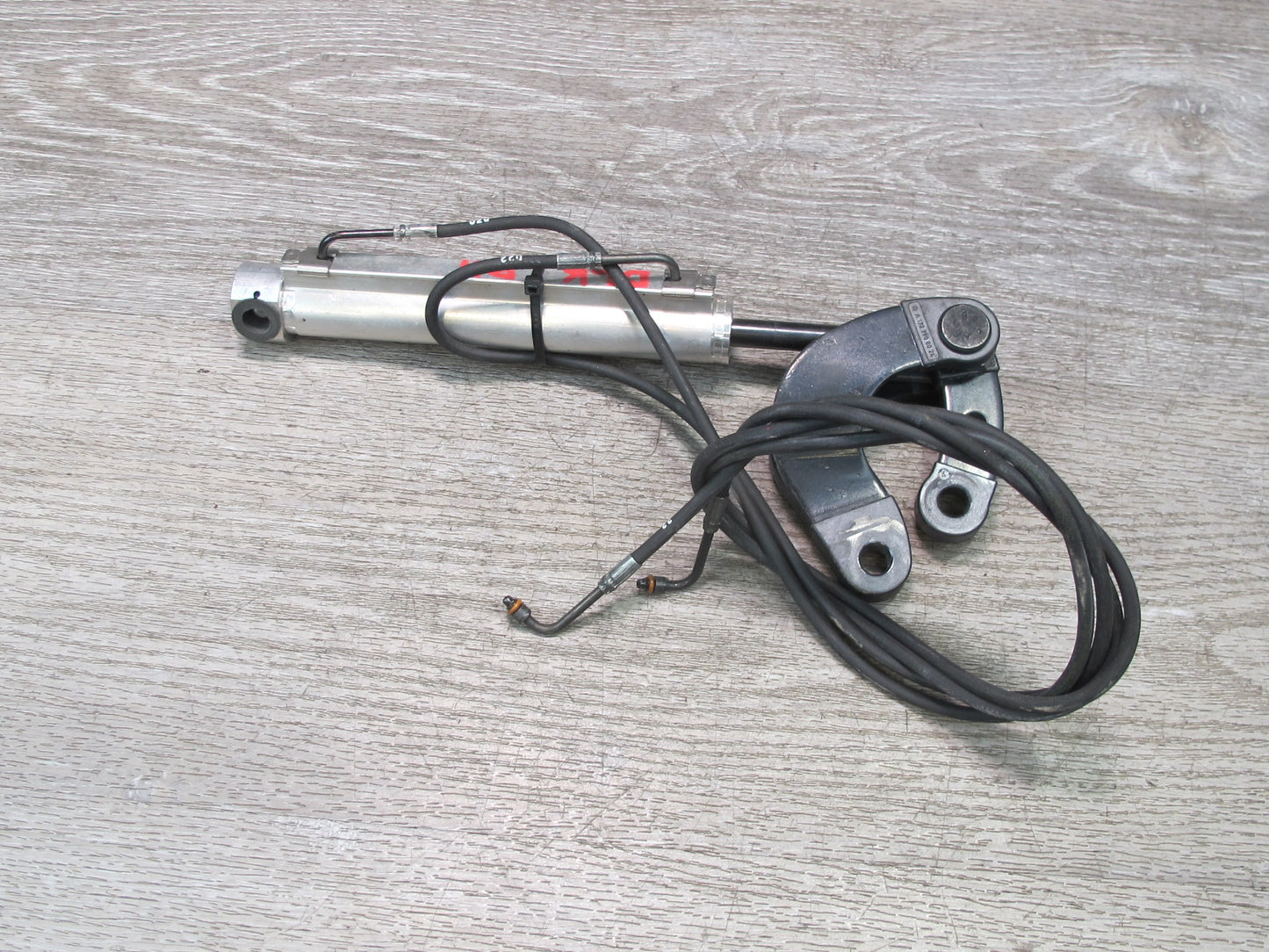 2012-2020 Mercedes R172 SLK SLC Convertible TOP Right Roof Hydraulic Cylinder