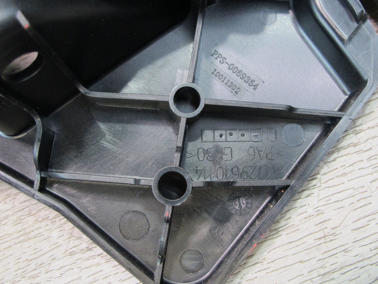 2012-2016 Mercedes R172 SLK Rear Right & Left Trunk Mount Holder Bracket Set