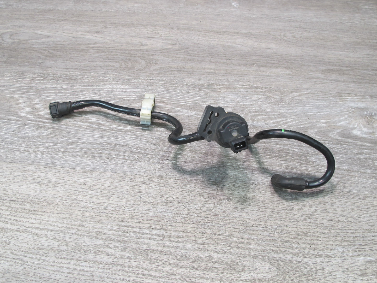 2012-2015 Mercedes R172 SLK250 Fuel Gasoline System Purge Valve