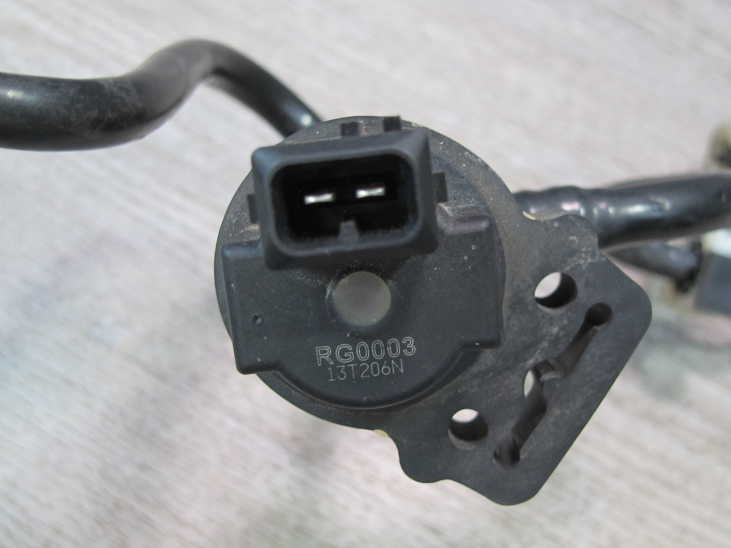 2012-2015 Mercedes R172 SLK250 Fuel Gasoline System Purge Valve