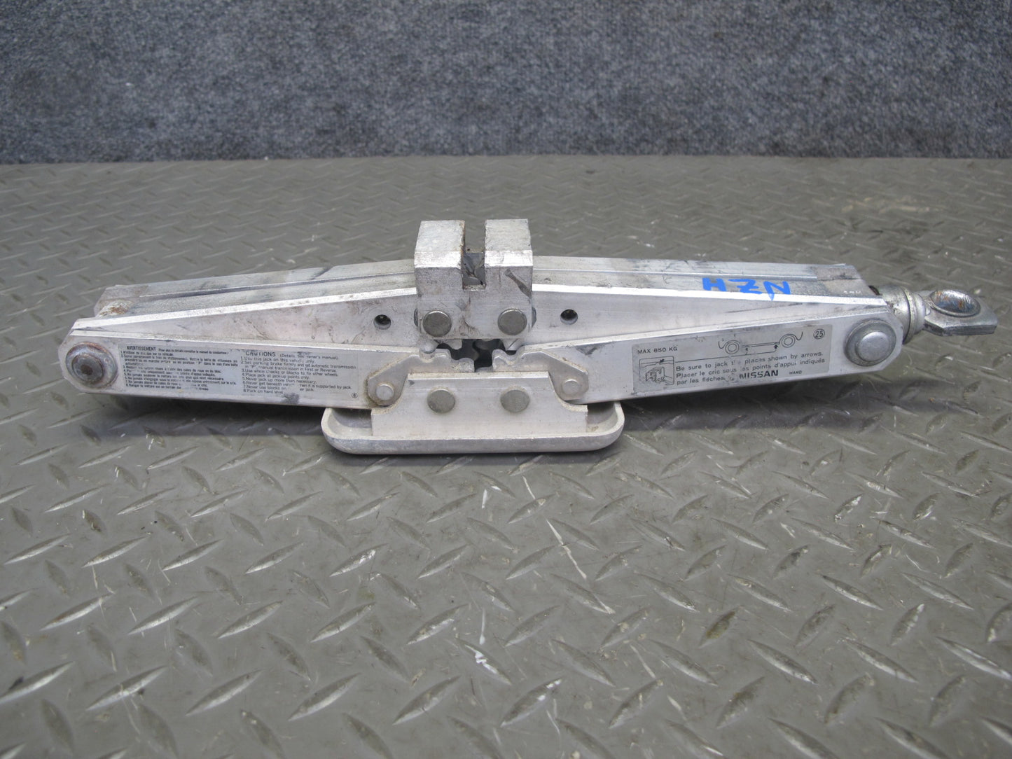 90-96 Nissan Z32 300ZX Emergency Spare Tire Lift Jack Tool KIT w Foam OEM