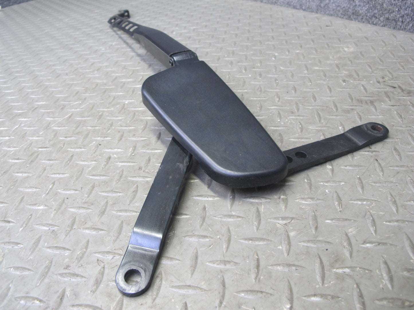 12-19 Mercedes W166 GLE ML Front Left & Right Side Windshield Wiper Arm Set OEM