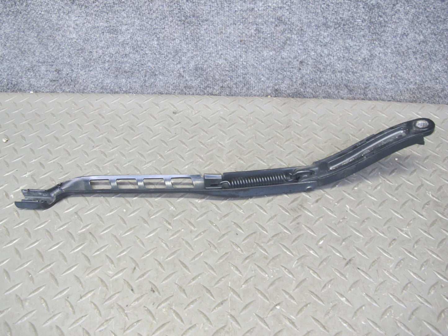 12-19 Mercedes W166 GLE ML Front Left & Right Side Windshield Wiper Arm Set OEM