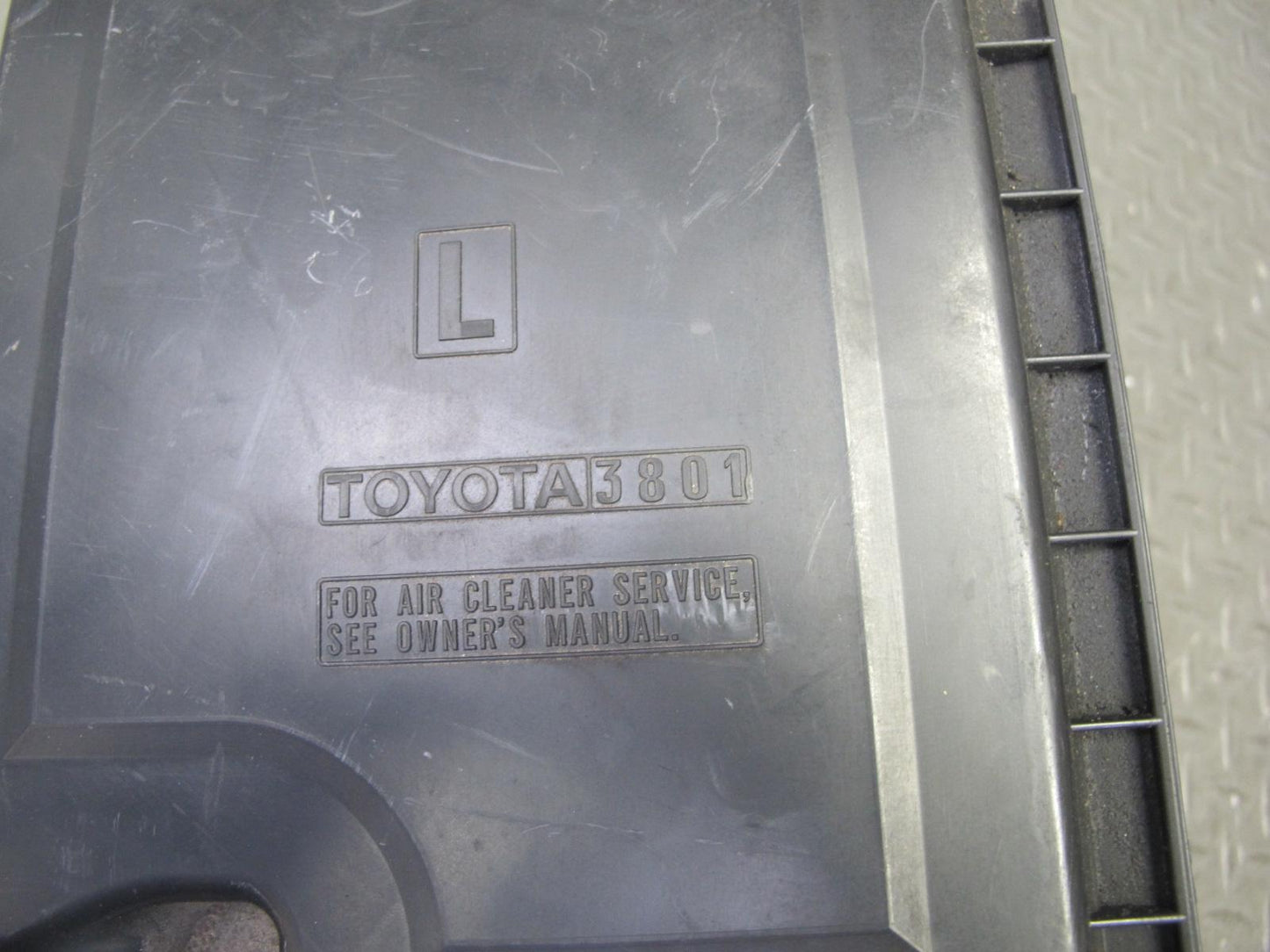 07-17 Lexus LS600h LS460 Left Air Intake Cleaner Filter Box w MAF Sensor OEM