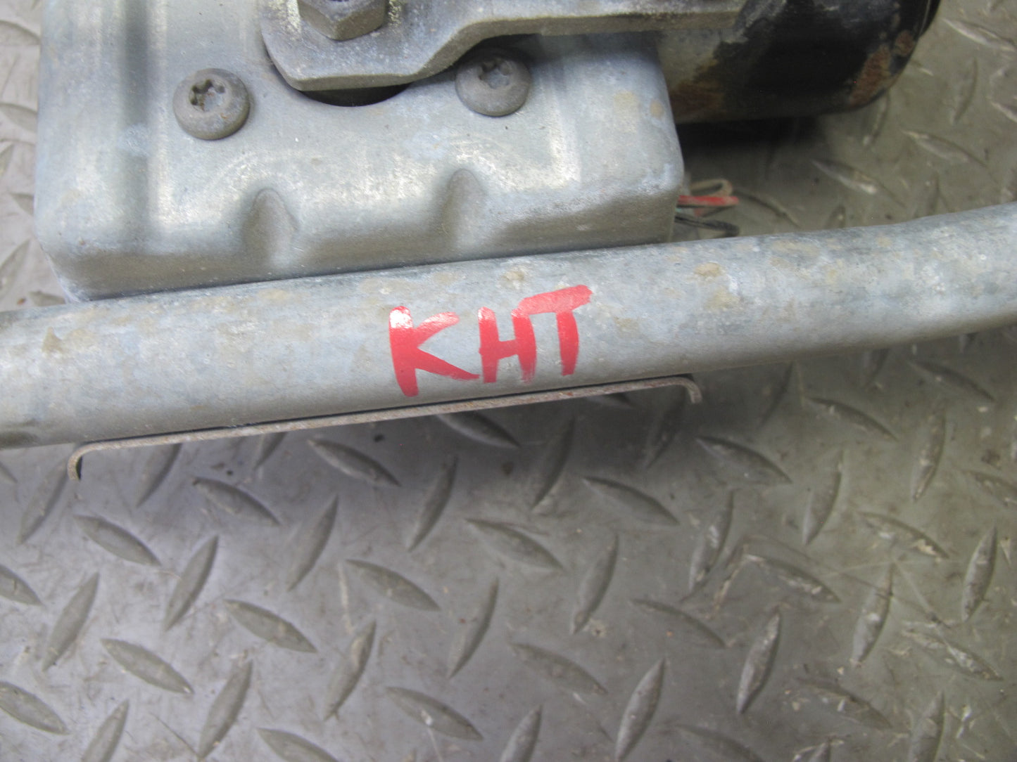 2003-2007 Hummer H2 Windshield Wiper Transmission Linkage W/ Motor