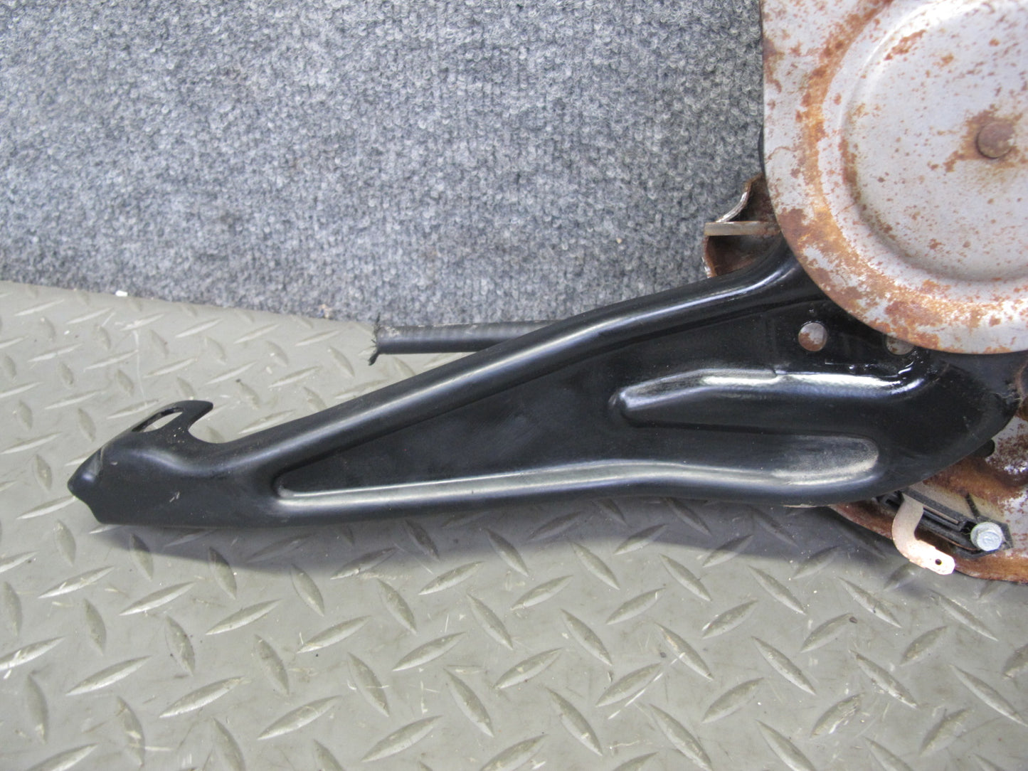 2006-2007 Hummer H2 Manual Emergency Parking Brake Stop Pedal
