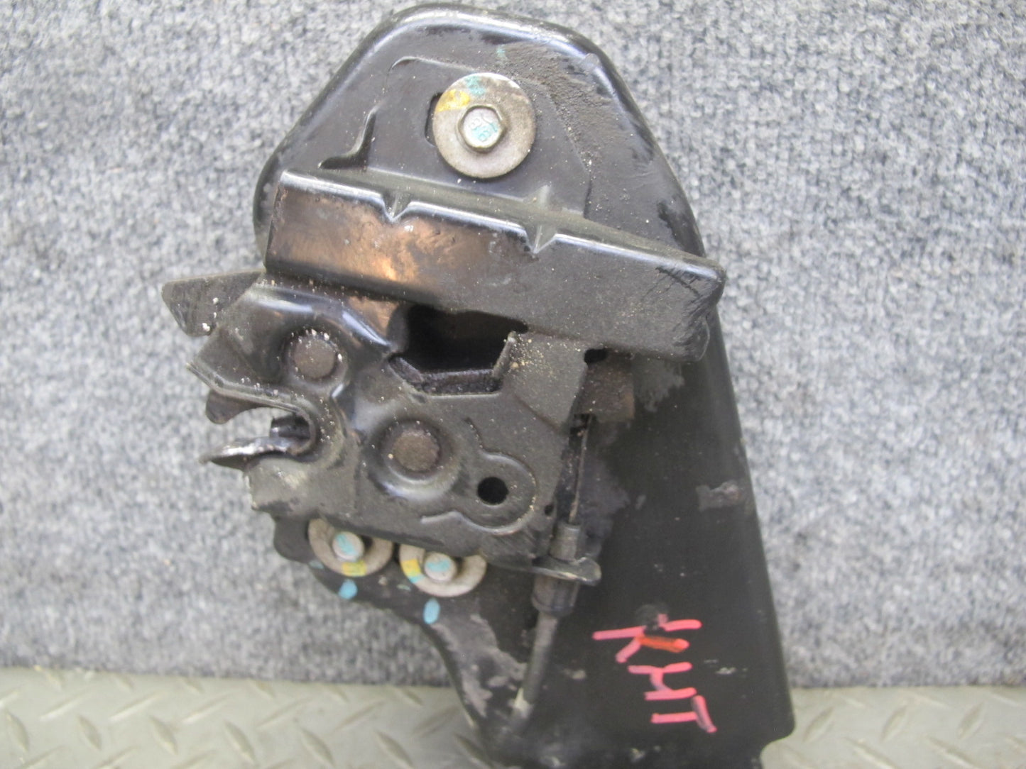 2003-2007 Hummer H2 Front Hood Bonnet Lock Latch W/ Bracket