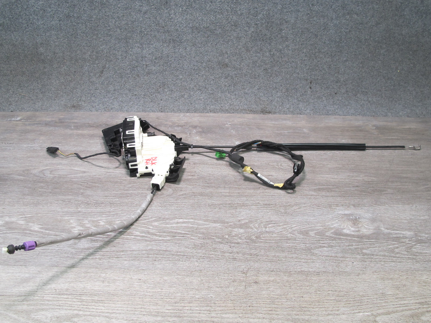 2012-2020 Mercedes R172 SLK SLC Front Right Pass Side Door Latch Lock Actuator