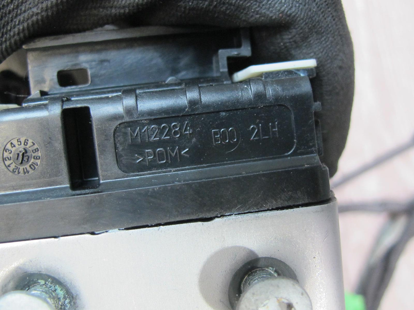 2012-2020 Mercedes R172 SLK SLC Front Left Driver Side Door Latch Lock Actuator