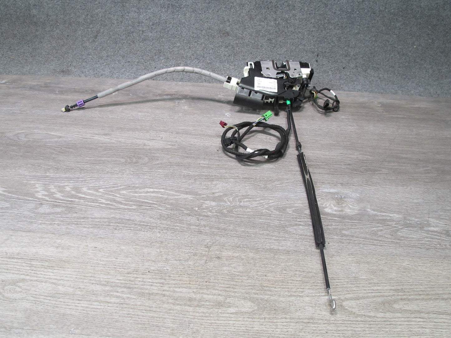 2012-2020 Mercedes R172 SLK SLC Front Left Driver Side Door Latch Lock Actuator