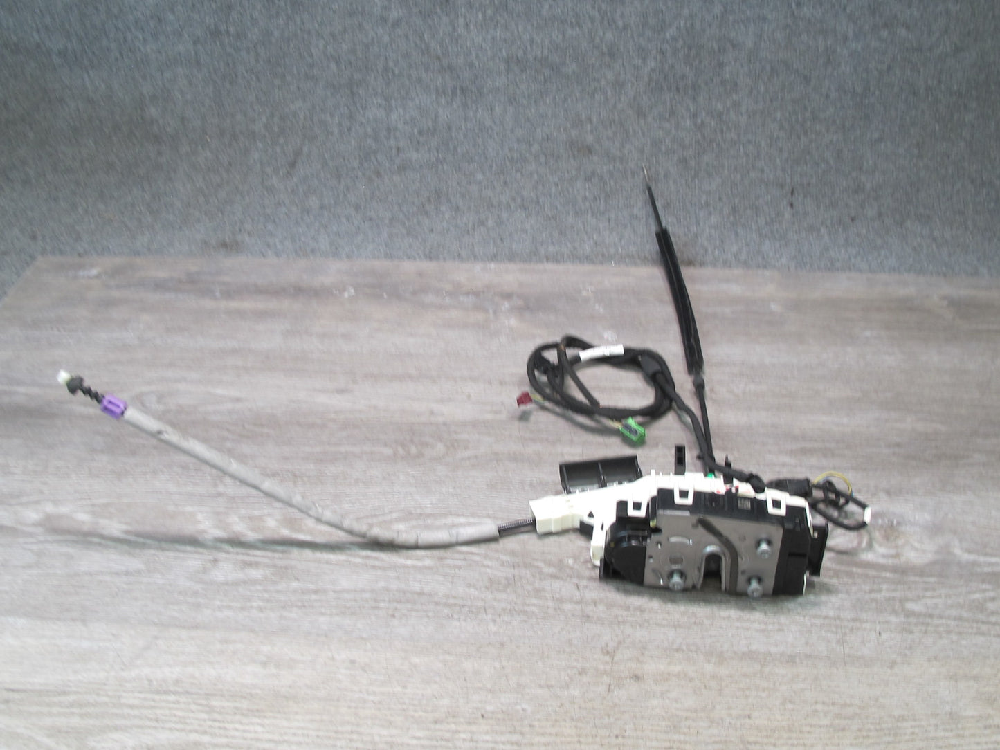 2012-2020 Mercedes R172 SLK SLC Front Left Driver Side Door Latch Lock Actuator