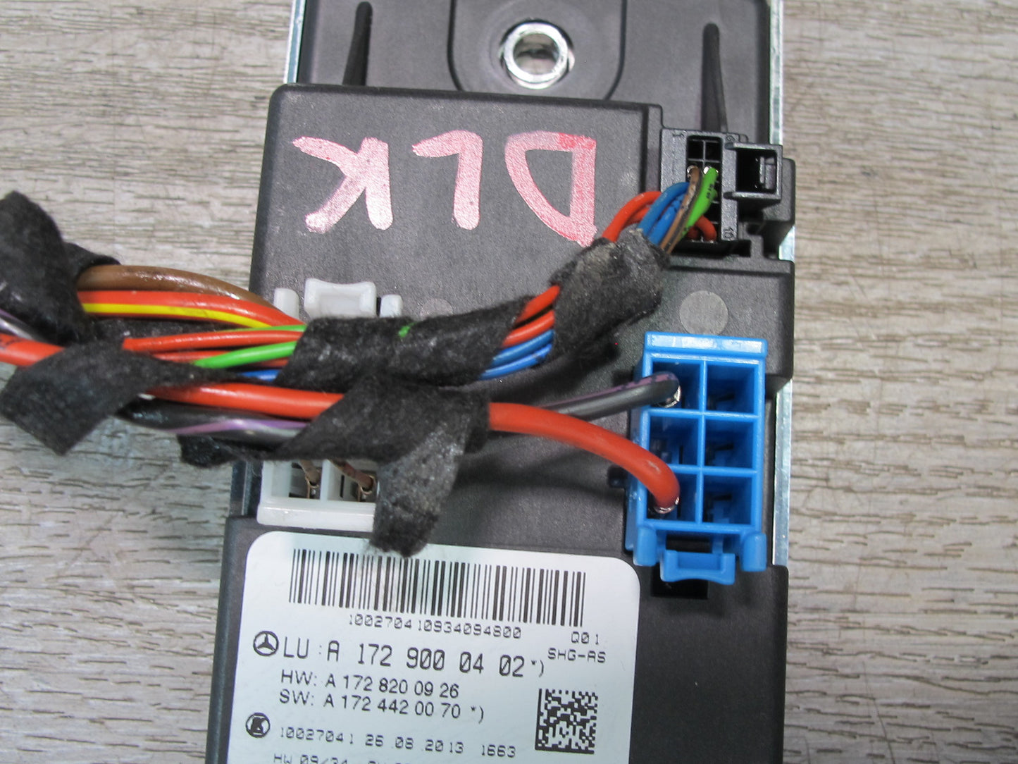 2012-2020 Mercedes R172 SLK SLC Seat Airscarf Control Module A1729000402