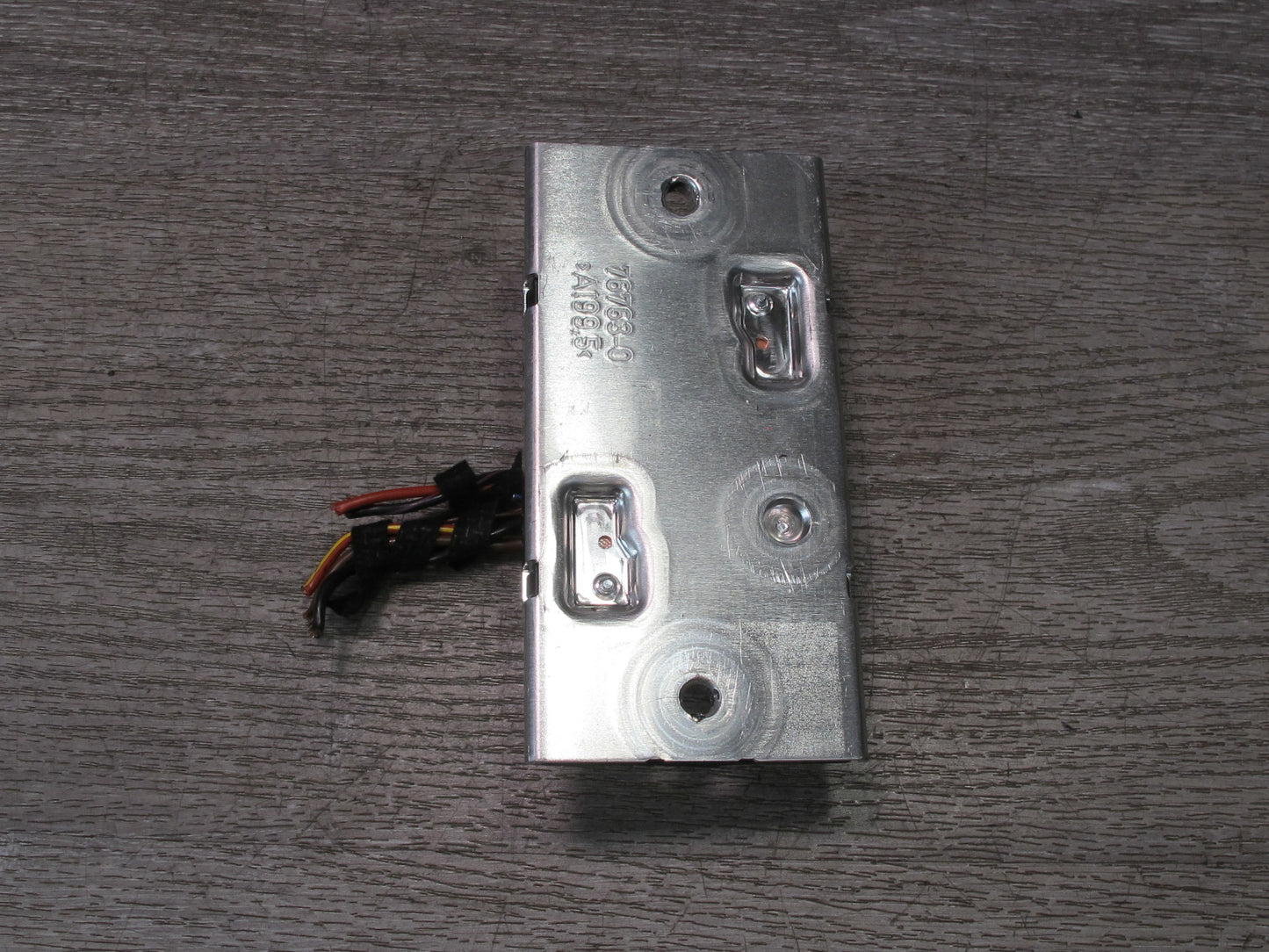 2012-2020 Mercedes R172 SLK SLC Seat Airscarf Control Module A1729000402