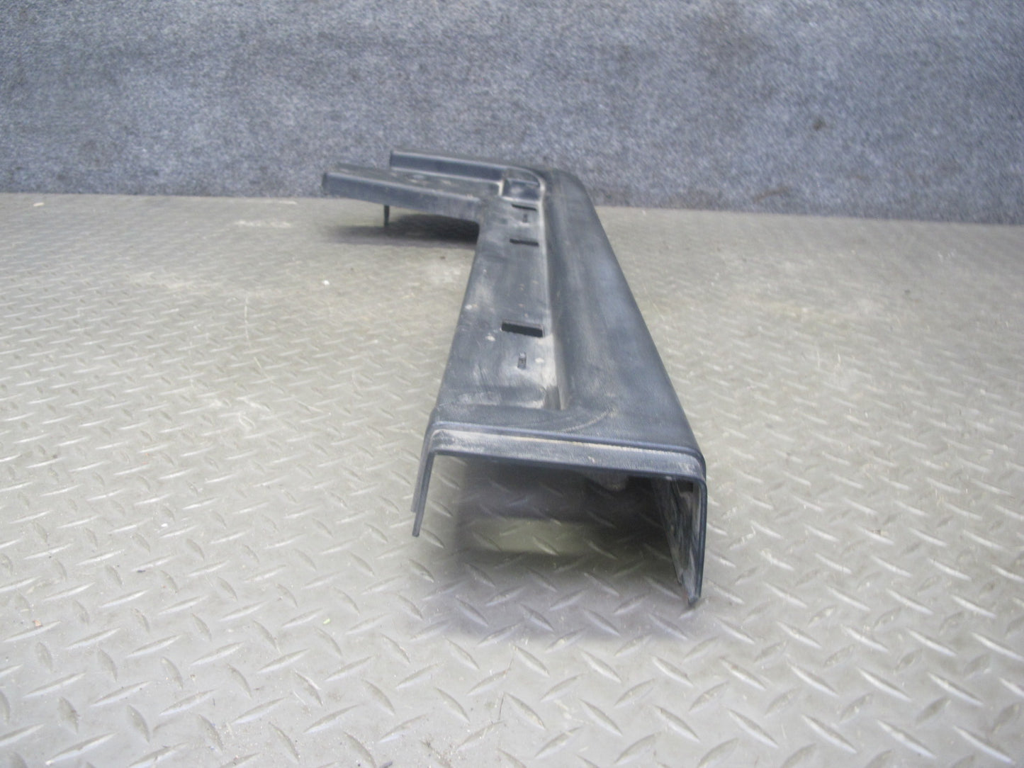 05-09 Hummer H2 SUT Rear Right Left Side Upper BED Quarter Trim Panel Cover Set