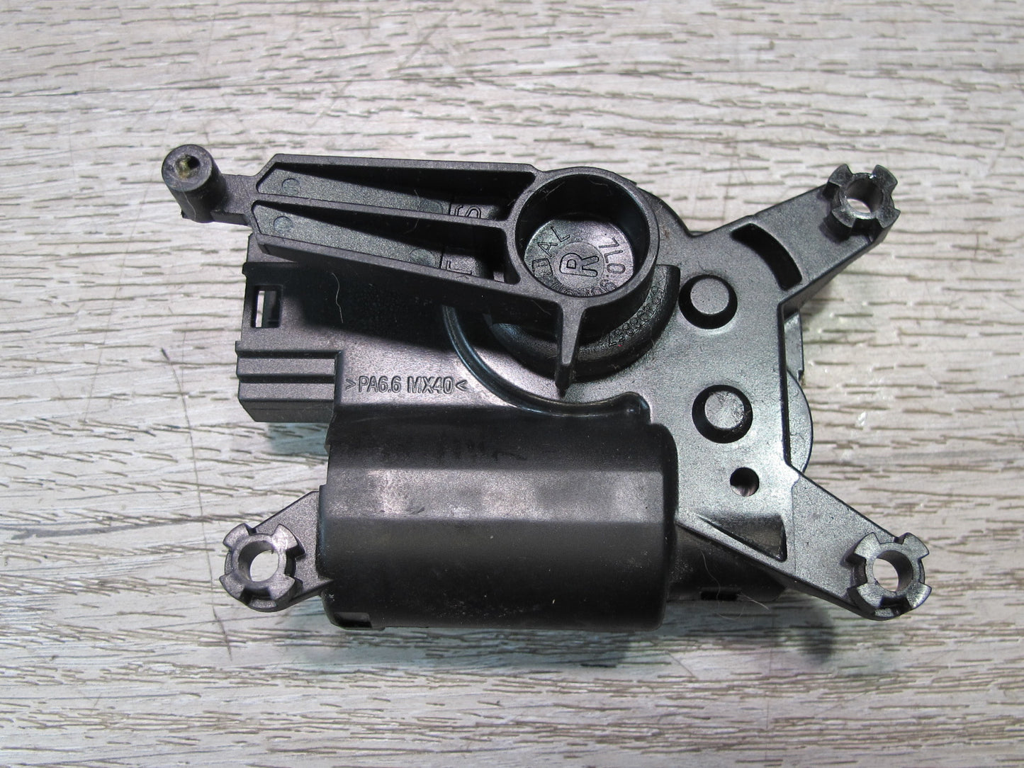 2003-2010 Porsche Cayenne 955 A/C Heater Flap Door Actuator Motor Set