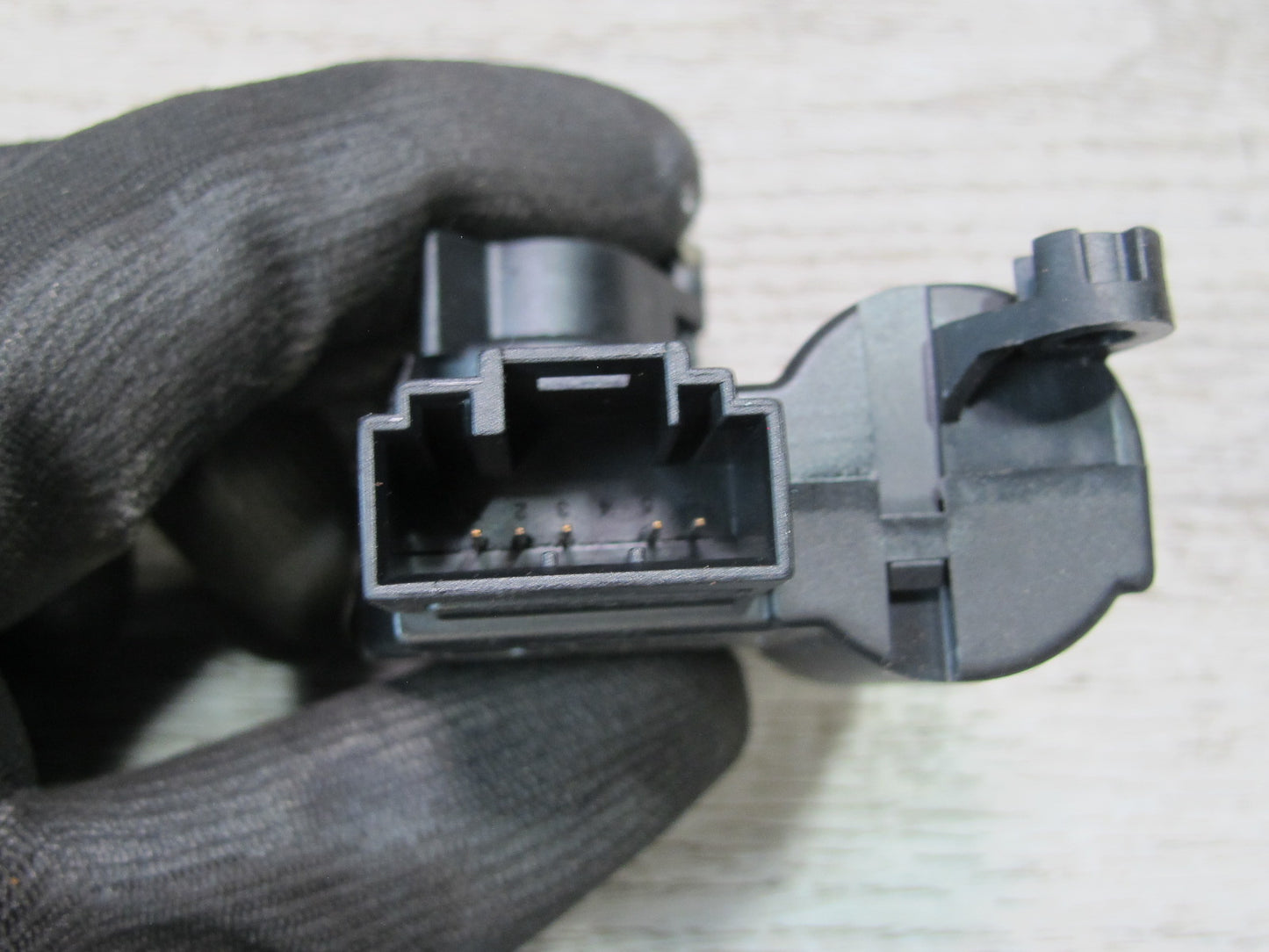 2003-2010 Porsche Cayenne 955 A/C Heater Flap Door Actuator Motor Set