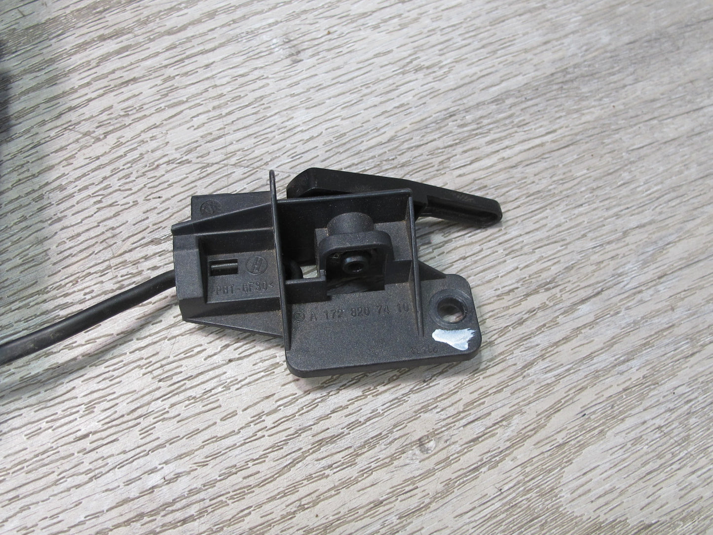 2012-2020 Mercedes R172 SLK SLC Convertible TOP Left Side Hinge Motor Assembly