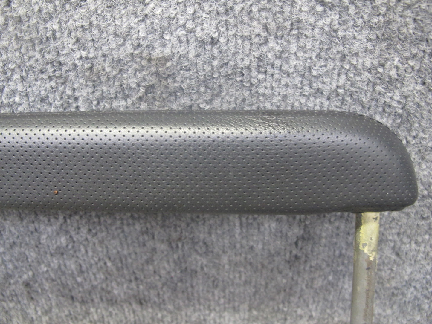 2003-2007 Hummer H2 Front Right Passenger Side Dashboard Grip Grab Handle Bar