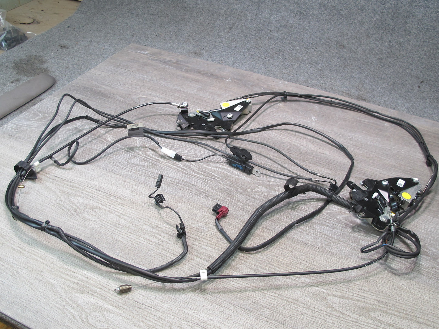 2012-2020 Mercedes R172 SLK SLC Front Left & Right Roof TOP Lock Latch Actuator