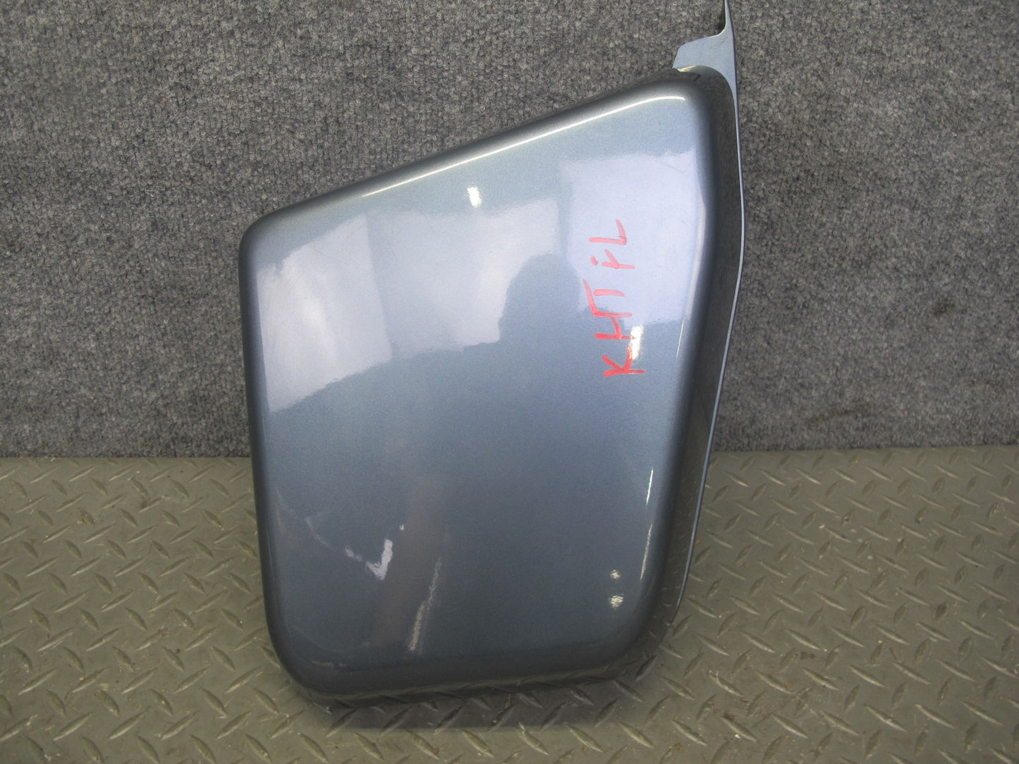 2003-2009 Hummer H2 Front Left Driver Side Cowl Vent Panel END Cap Cover