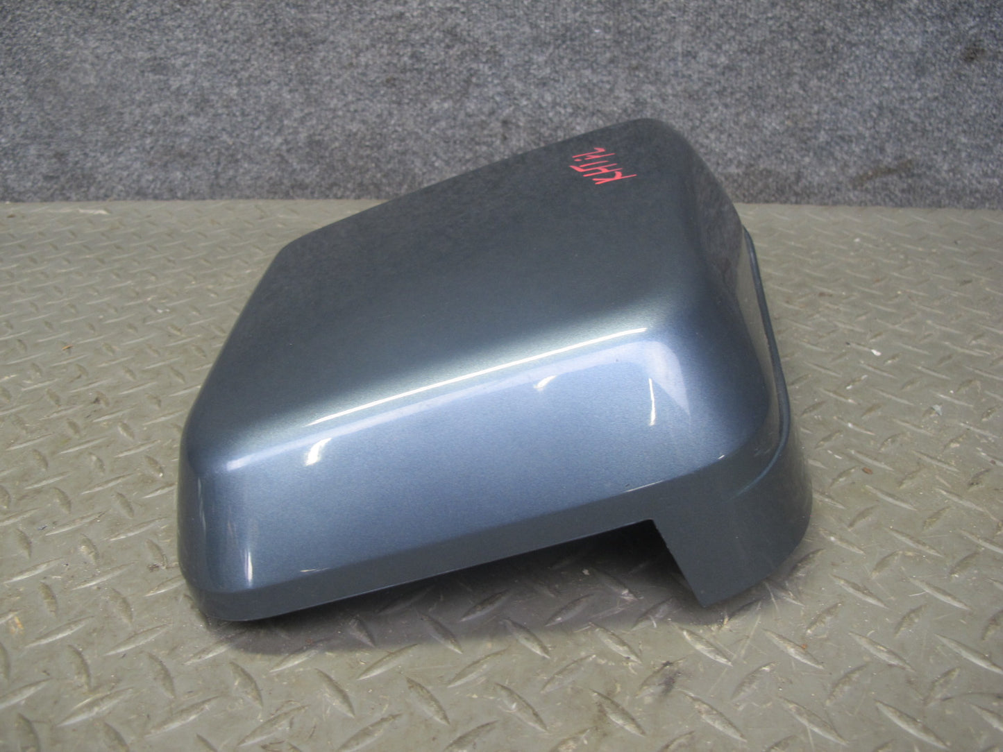 2003-2009 Hummer H2 Front Left Driver Side Cowl Vent Panel END Cap Cover