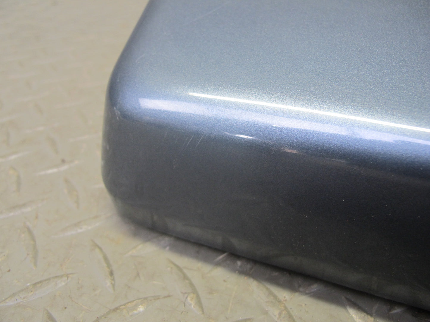2003-2009 Hummer H2 Front Left Driver Side Cowl Vent Panel END Cap Cover