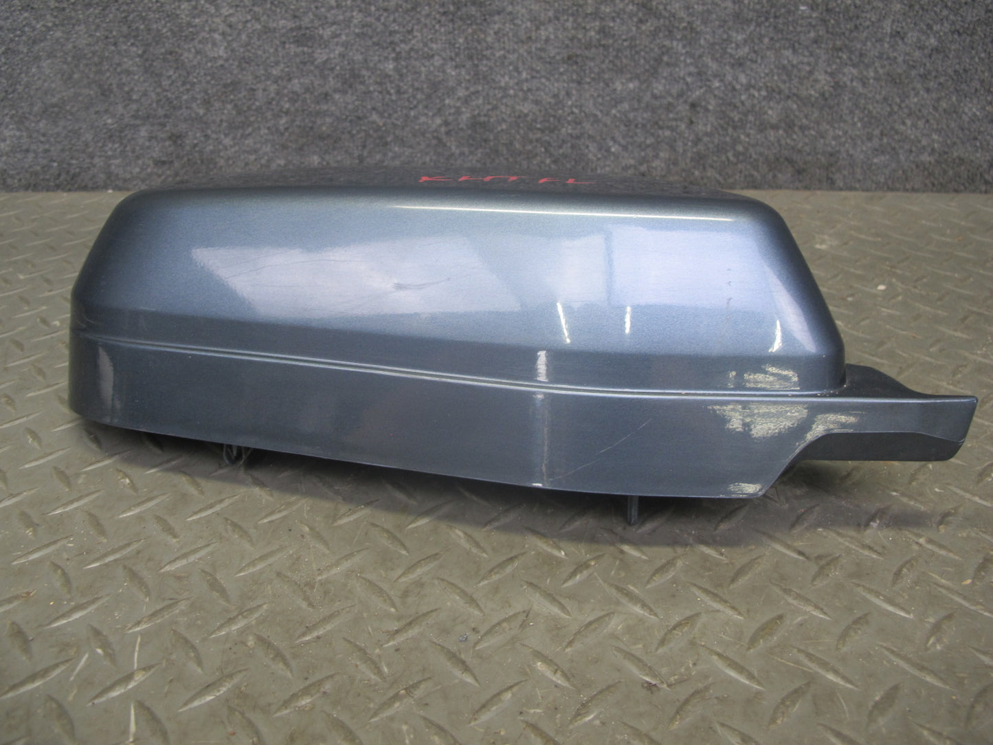 2003-2009 Hummer H2 Front Left Driver Side Cowl Vent Panel END Cap Cover