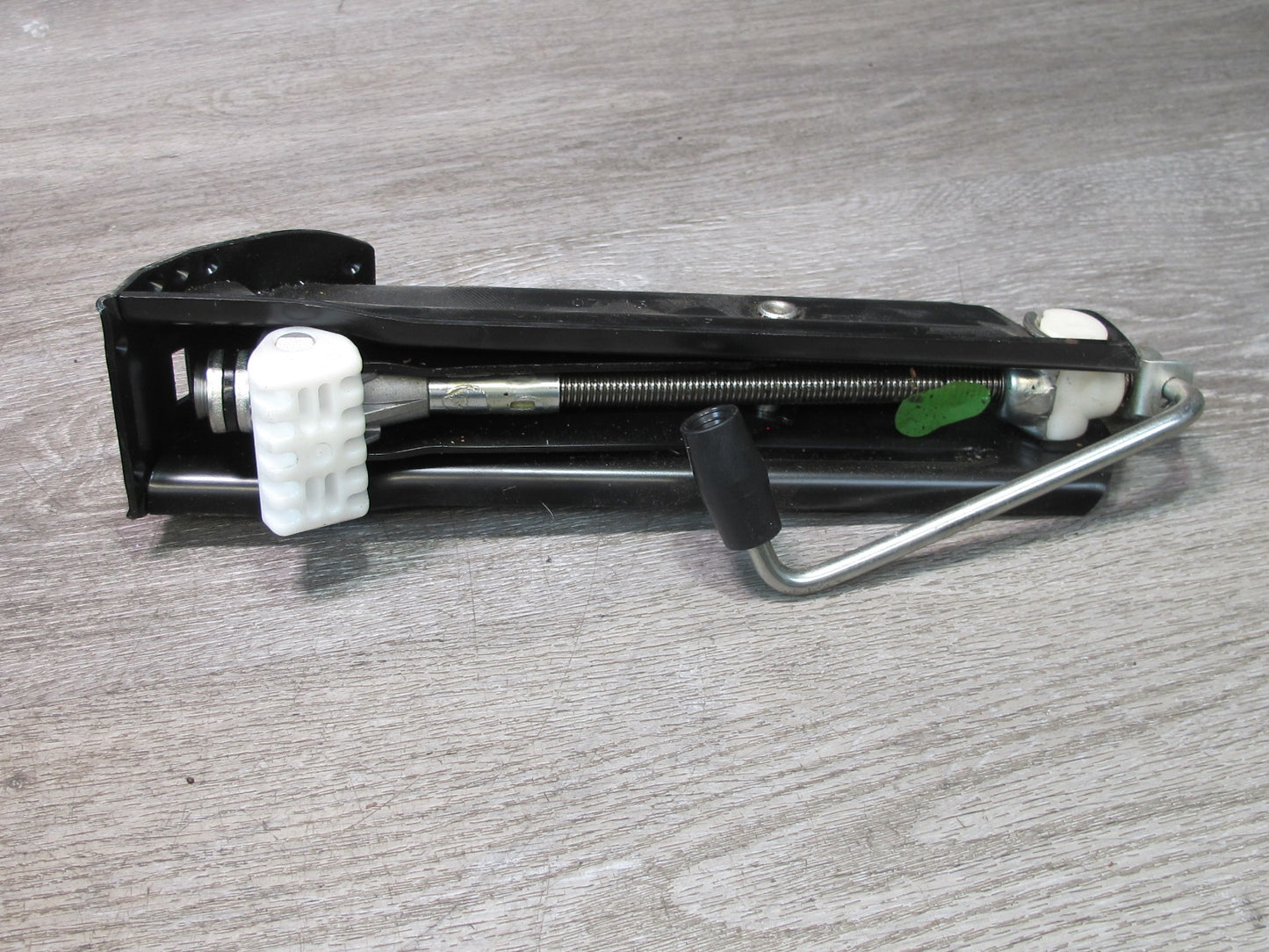 2012-2020 Mercedes R172 SLK SLC Rear Trunk Emergency Spare Tire Jack Tool KIT