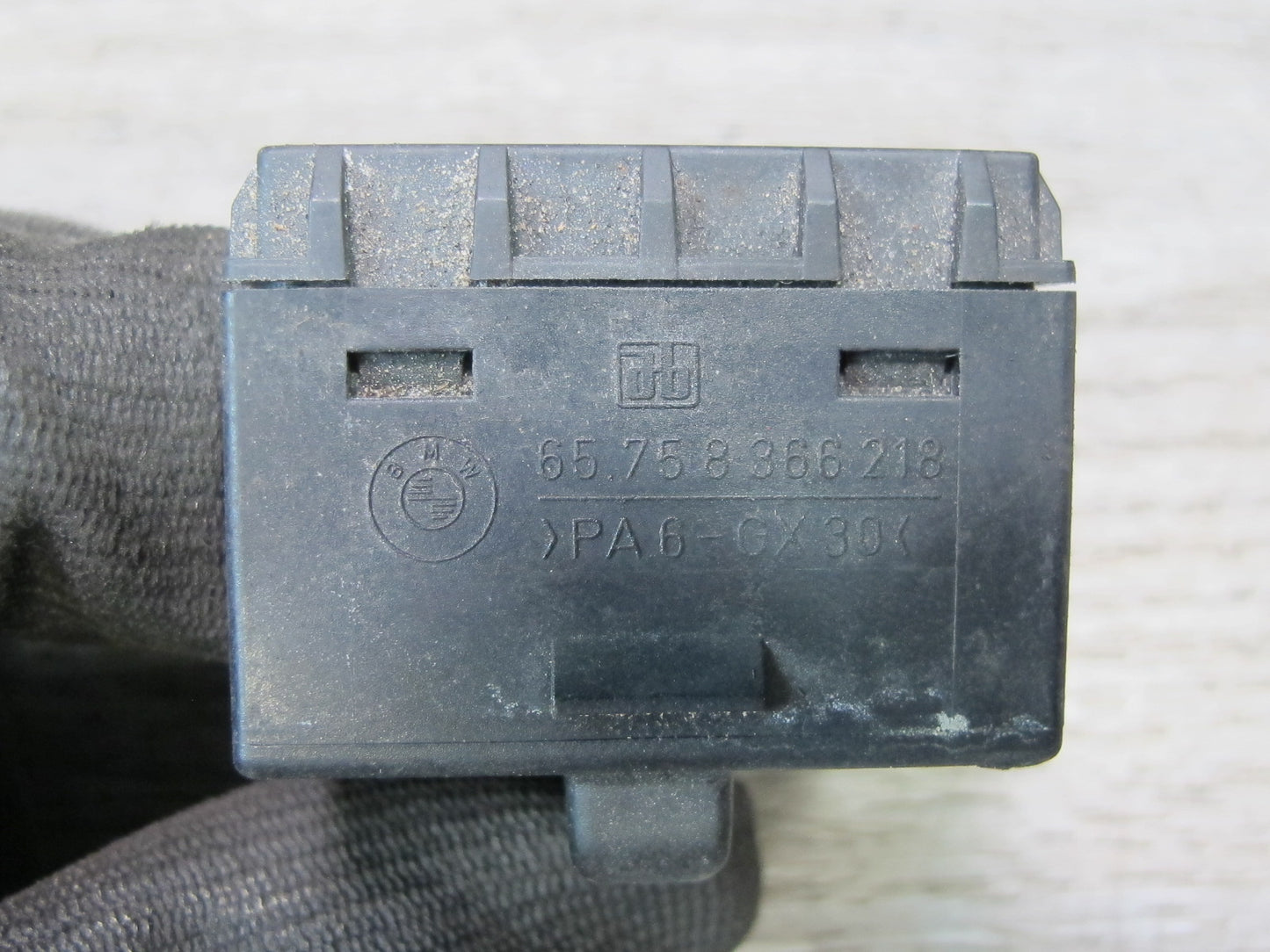 94-95 BMW E34 5-SERIES Set of 4 Contact Door Window Alarm Sensor 8366218 OEM