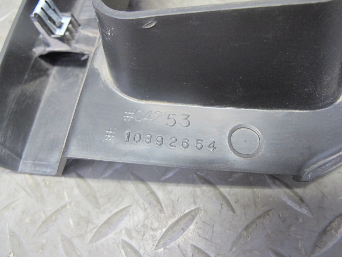 05-09 Hummer H2 SUT Rear Right Left Quarter Glass Window Trim Panel Cover Set