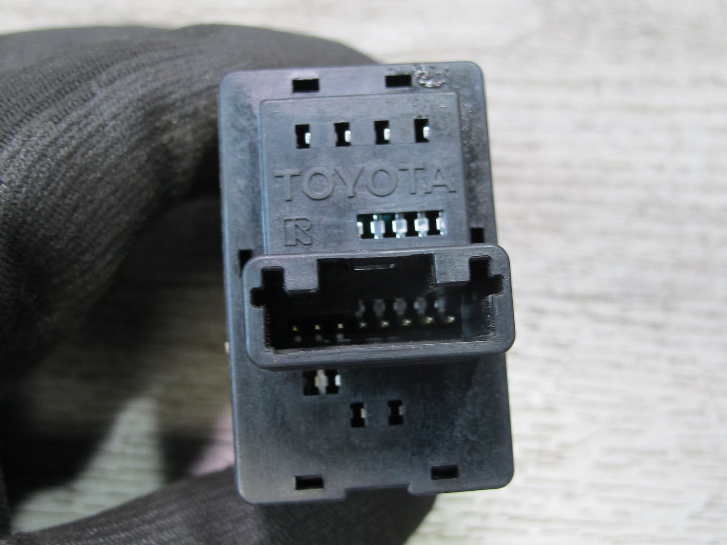 07-12 Lexus LS600h LS460 Front Right Passenger Heated Cooled Seat Switch OEM