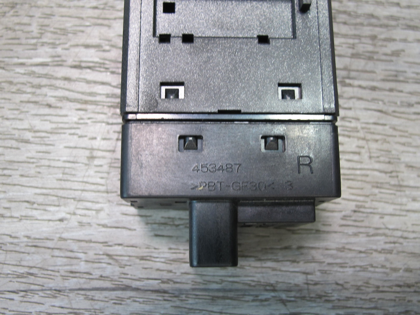 07-12 Lexus LS600h LS460 Front Right Passenger Heated Cooled Seat Switch OEM