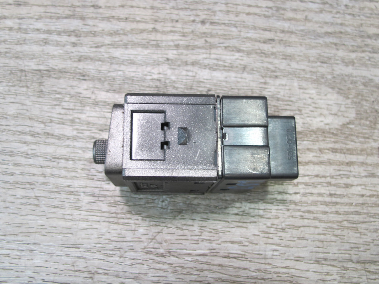 07-12 Lexus LS600h LS460 Front Right Passenger Heated Cooled Seat Switch OEM