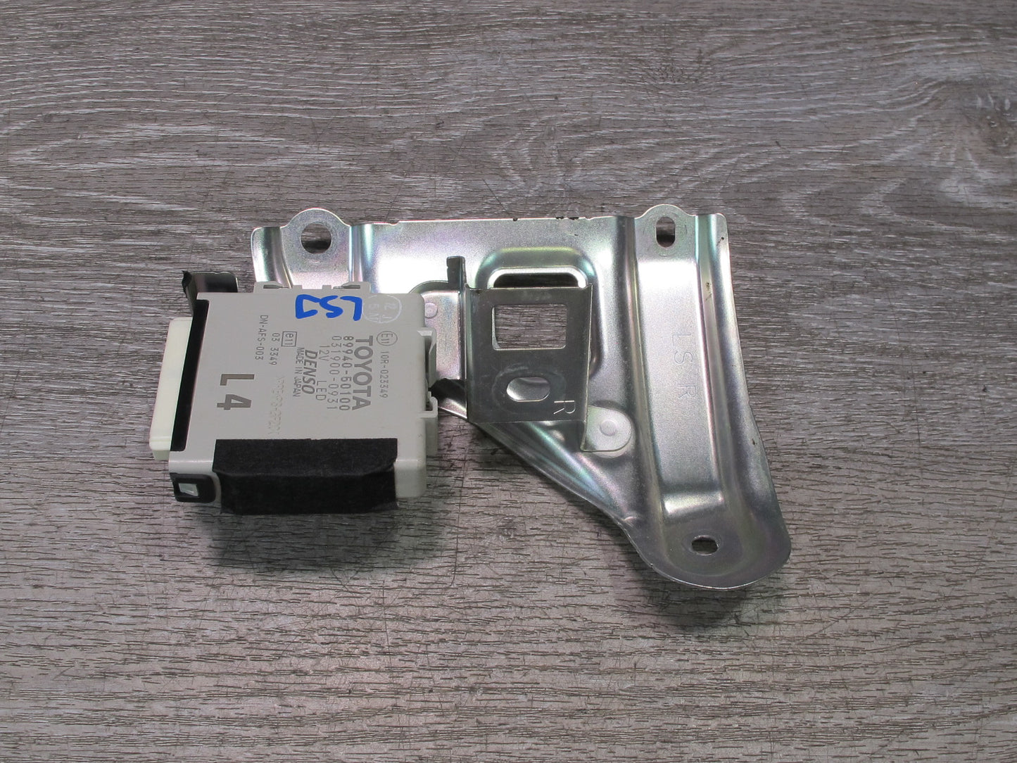 08-09 Lexus UVF46 LS600h Headlight Lamp Control Module 89940-50100 OEM