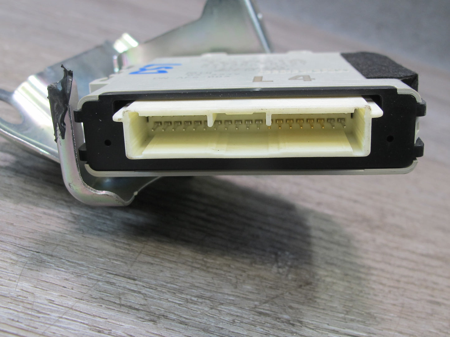 08-09 Lexus UVF46 LS600h Headlight Lamp Control Module 89940-50100 OEM