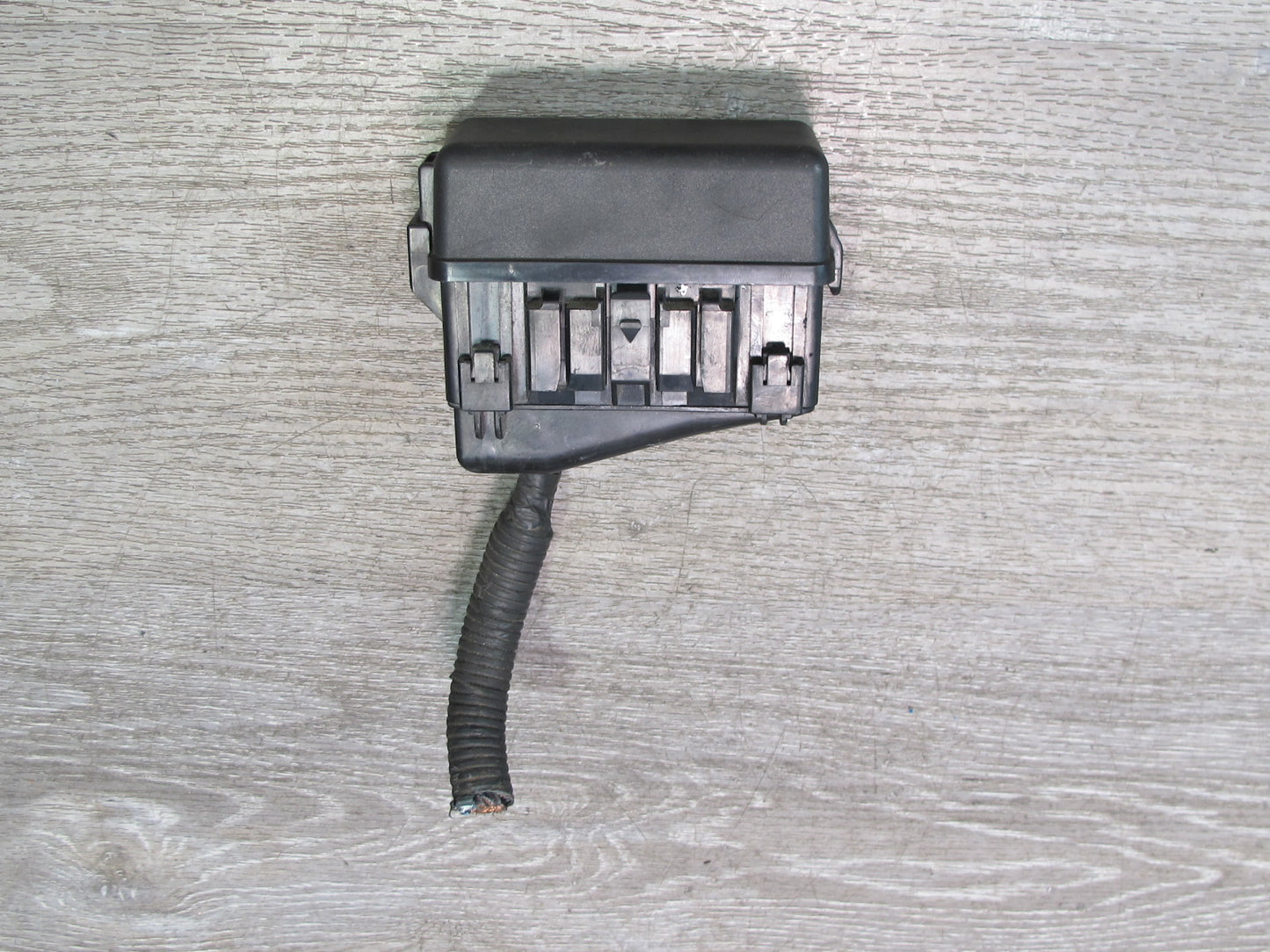 08-12 Lexus UVF46 LS460 LS600h Engine Bay Junction Fuse Relay Box Module OEM